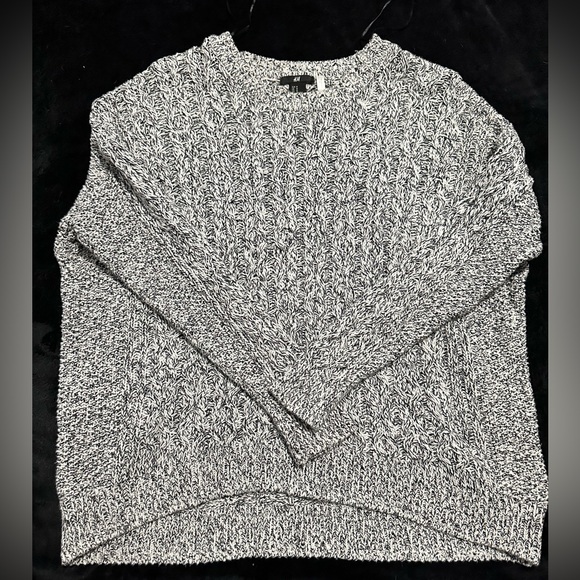 H&M Knit Sweater - Picture 1 of 2